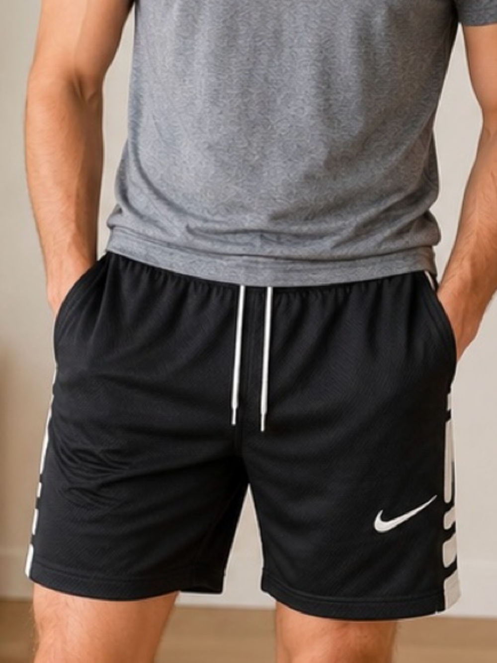 Nike Dri-FIT Black Athletic Mesh Shorts Men’s Medium